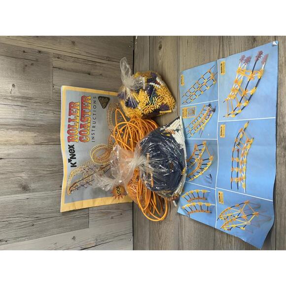 K'NEX Roller Coaster Building Set with Instructions - Picture 1 of 8